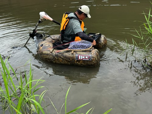 Bee boat 200WR www.eva.gov.co